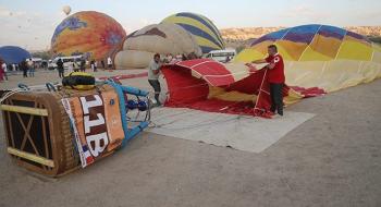 Kapadokya semaları figürlü balonlarla renklendi