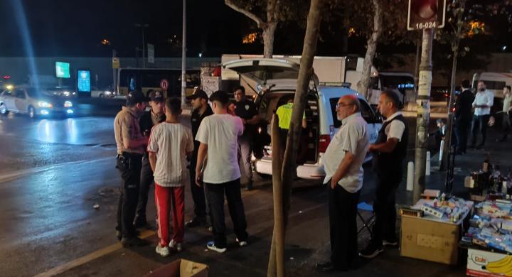 Kağıthane'de polisten gece denetimi