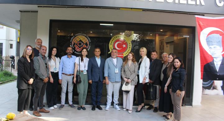 RUS GAZETECİLERDEN ALGC’YE ZİYARET