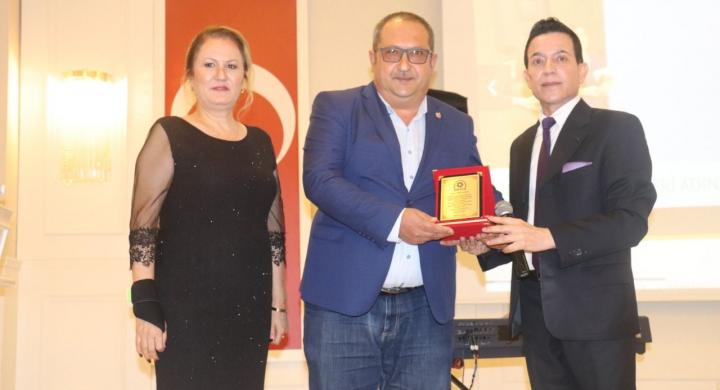 HOTED’den göz kamaştıran balo! ALGC’ye teşekkür plaketi