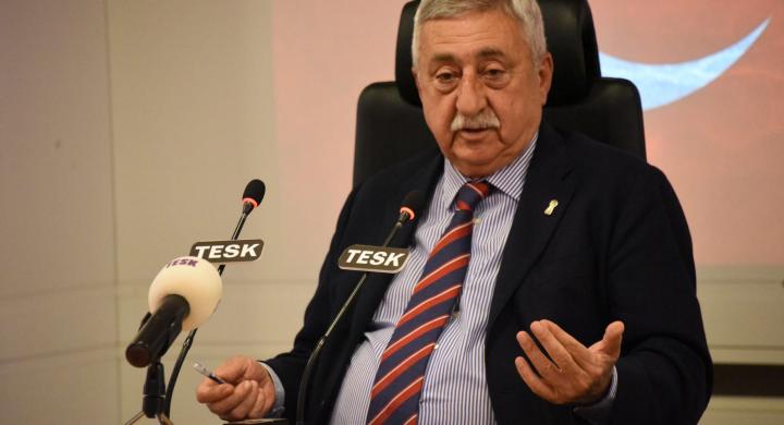 PALANDÖKEN, “SON 3 YILDA 250 VATANDAŞIMIZI SAHTE ALKOLDEN KAYBETTİK”