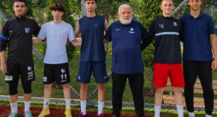 GENÇ FUTBOLCULARIN VEFASI DUYGULANDIRDI