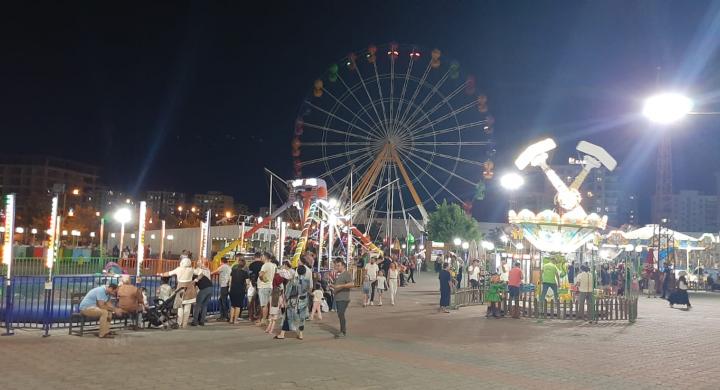 GÜNDÜZ ÇÖL SICAKLARI, AKSAM LUNAPARK KEYFİ