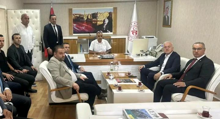 Serkan Bayhan Hakem ve Gözlemcilere Tebrik Mesajı Paylaştı