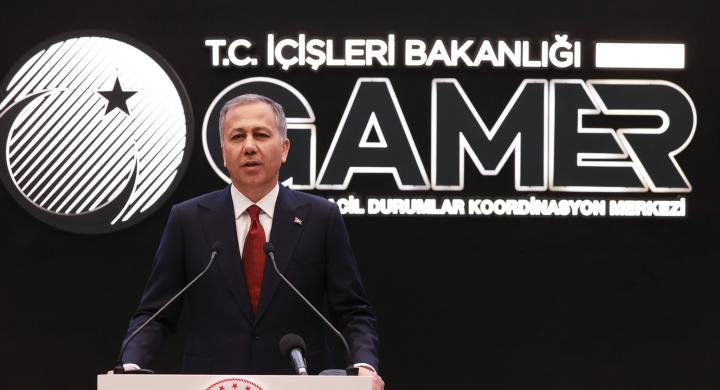 Bakan Yerlikaya: Gaziantep’te uzun namlulu silahlarla poz veren şüpheliler yakalandı