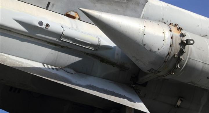 Gordon ve Binder, komutanlarla birlikte durum değerlendirmesi yaptı