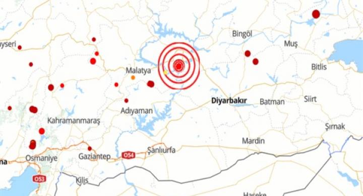 Elazığ'da deprem