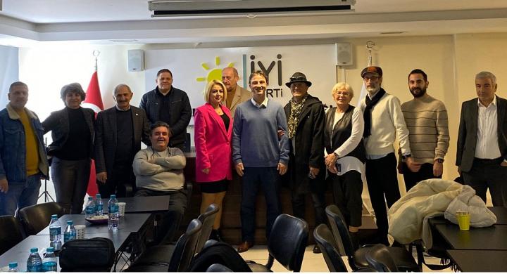 “İYİ Parti Ataşehir İlçe Yönetimi Göreve Hazır: Güçlü Kadro, Büyük Hedefler”