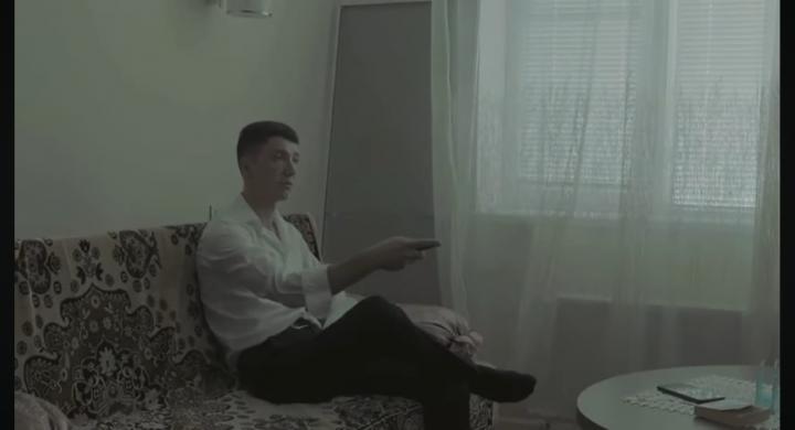 Murad Askarov’un “Son Bakış” Filmi: Zorla Evlilik, Kıskançlık ve Psikolojik Çöküşün Gölgesinde Sarsıcı Bir Hikâye